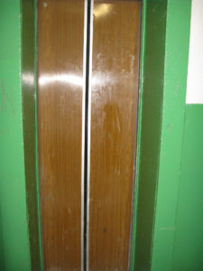 Smaller elevator closed