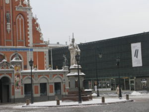 Statue in front of the House of Blackheads