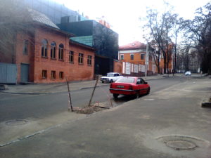 Notice the new and the old combined in this building.