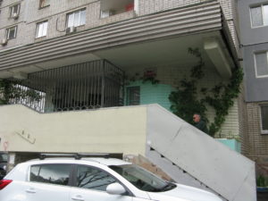 This is the entrance into our apartment building. You climb up the stairs you can see Elder Morgenegg's head.