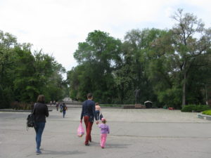 Lots of people are going - many with children.