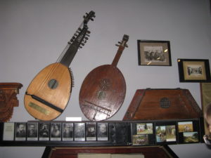When Elder Morgenegg saw these he asked a very friendly guard if one was a balalaika. No she said that is a Russian instrument - these are Ukrainian. They are very cool either way.