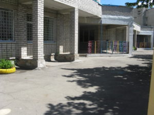 Another part of the gathering area.